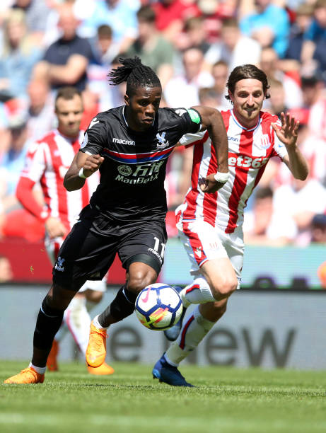 能够坚持自 能够坚持自