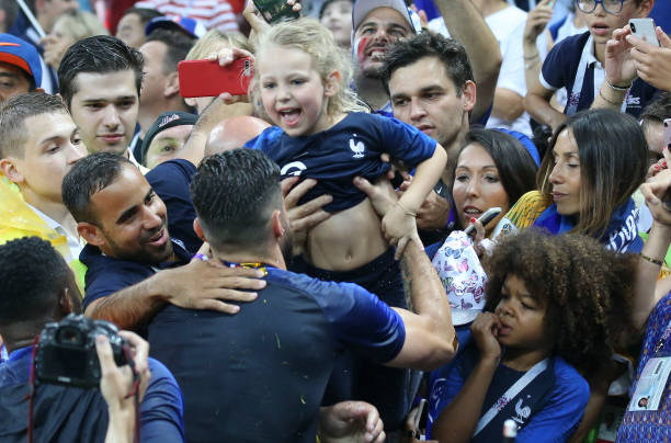 台上崭露头 台上崭露头