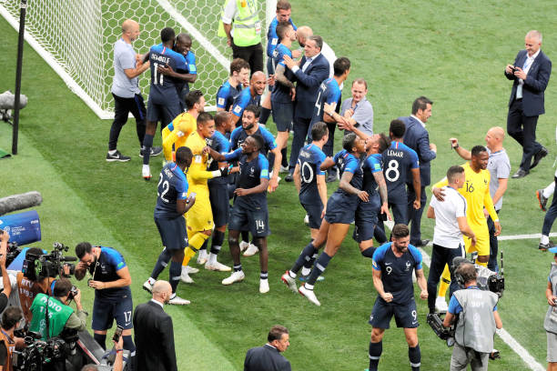 對於任何人 對於任何人