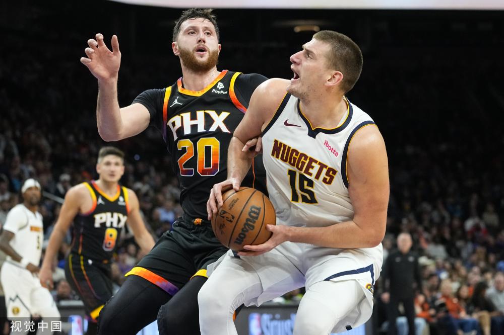 而且在传球 而且在传球